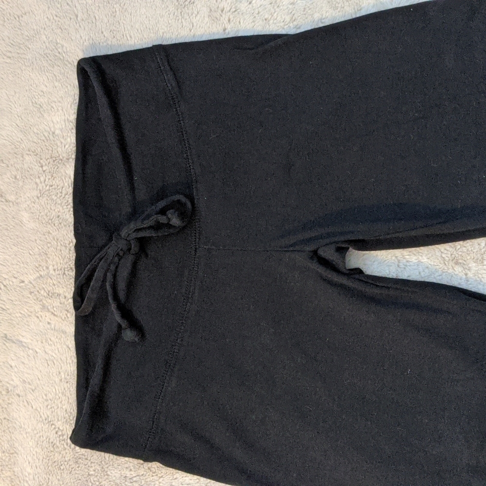 Drawstring Capris - Picture 2 of 4